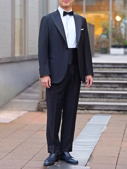 タキシード　オーダータキシード　東京　新郎　結婚式　前撮り